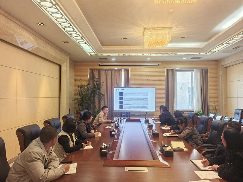 筑牢法治根基 護(hù)航高質(zhì)量發(fā)展 ——公司舉辦“合同管理相關(guān)規(guī)定及風(fēng)險(xiǎn)防范”專(zhuān)題培訓(xùn)